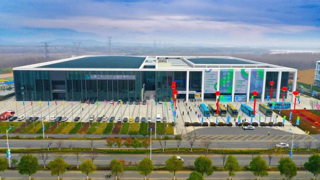 中國江蘇白馬農(nóng)業(yè)國際博覽中心室內(nèi)環(huán)境污染物檢測.jpg 中國江蘇白馬農(nóng)業(yè)國際博覽中心室內(nèi)環(huán)境污染物檢測.jpg